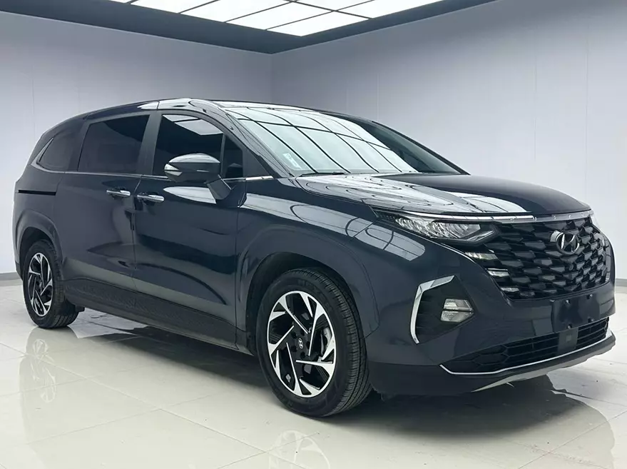 Hyundai Custo 380TGDi TOP Premium